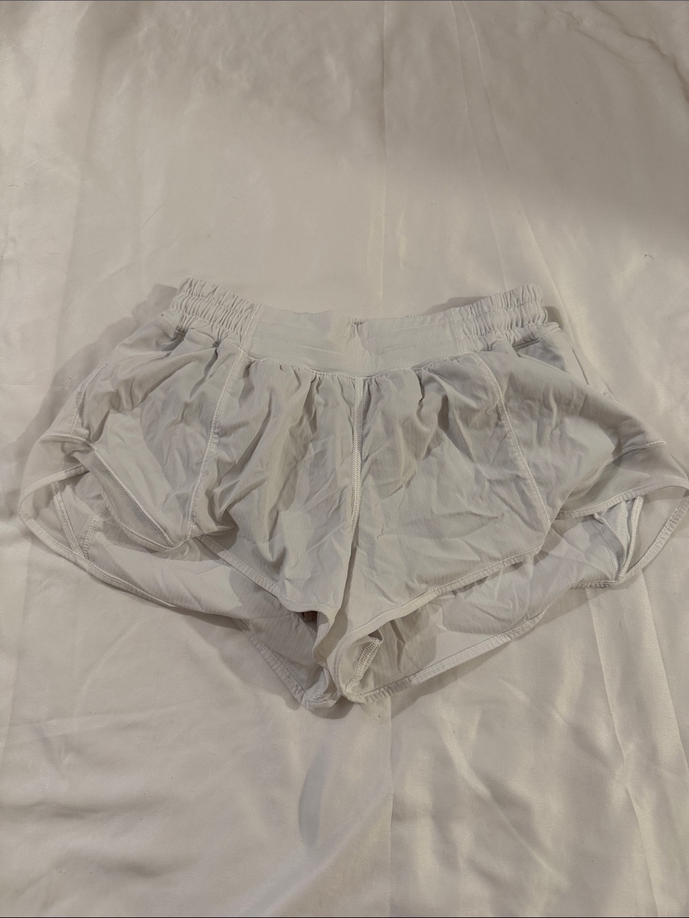 Lululemon Hotty Hot Low Rise Lined Shorts